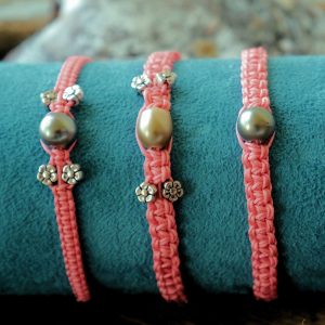 Bracelet macramé en Cordon Queue de Souris et Perle de Tahiti
